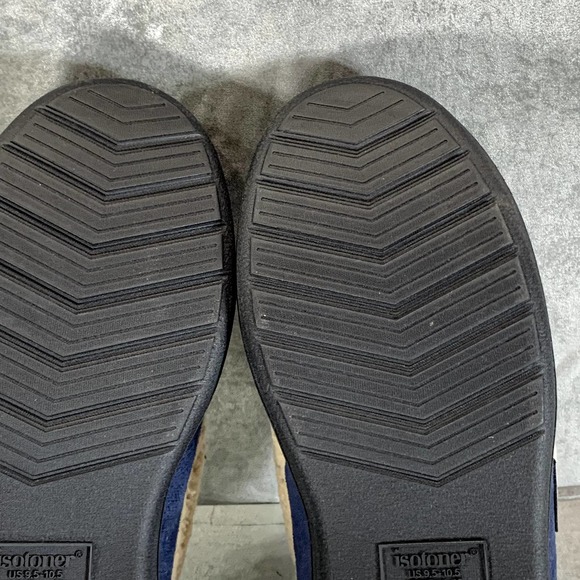 Isotoner Signature Men's Navy/Blue Microsuede Memory Foam Moccasin Slippers SZ L - Picture 10 of 16